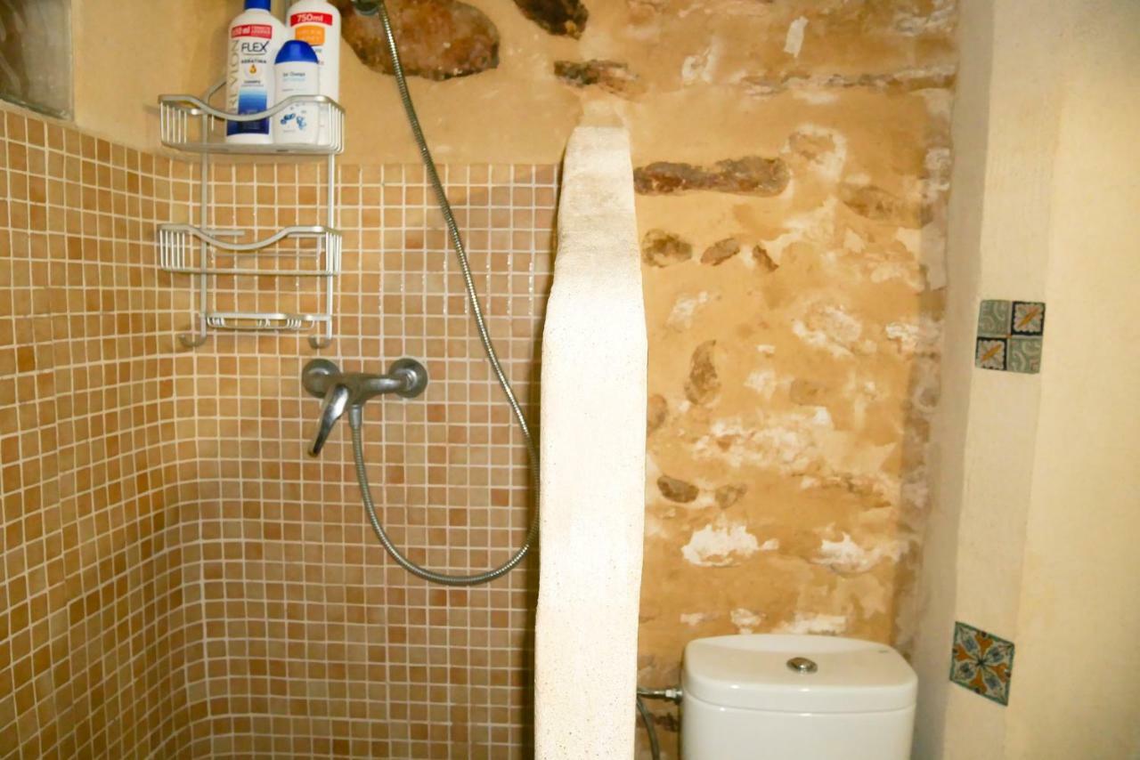 No 2 Spacious And Airy In Medieval Village Apartment *
