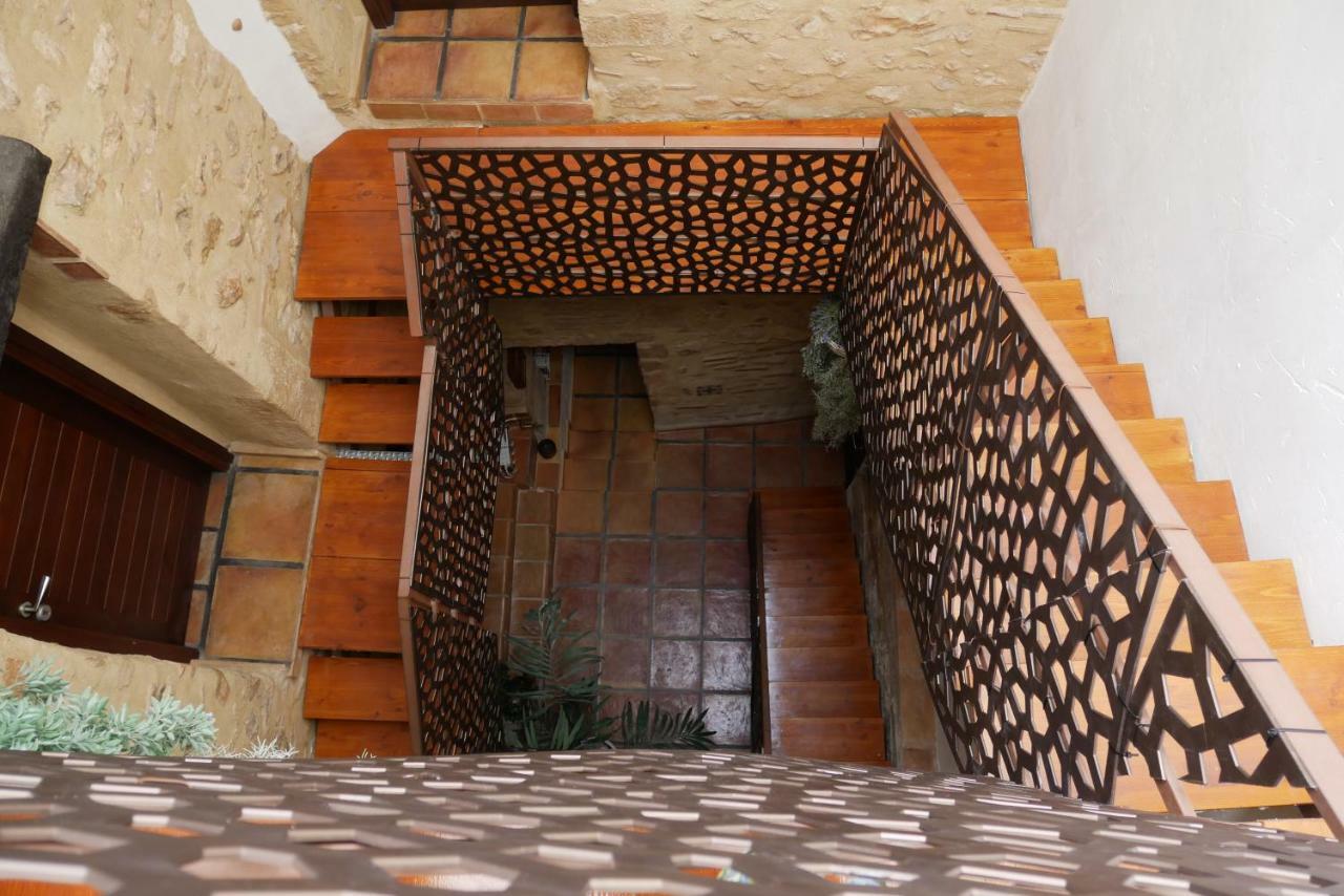 No 2 Spacious And Airy In Medieval Village Apartment