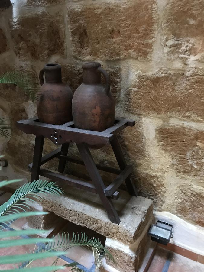 No 2 Spacious And Airy In Medieval Village Apartamento